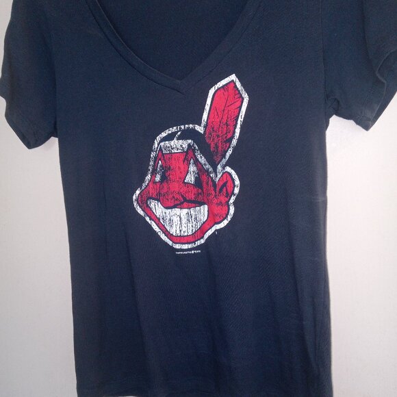 MLB Cleveland Indians Nostalgic Women's Top - Picture 11 of 14